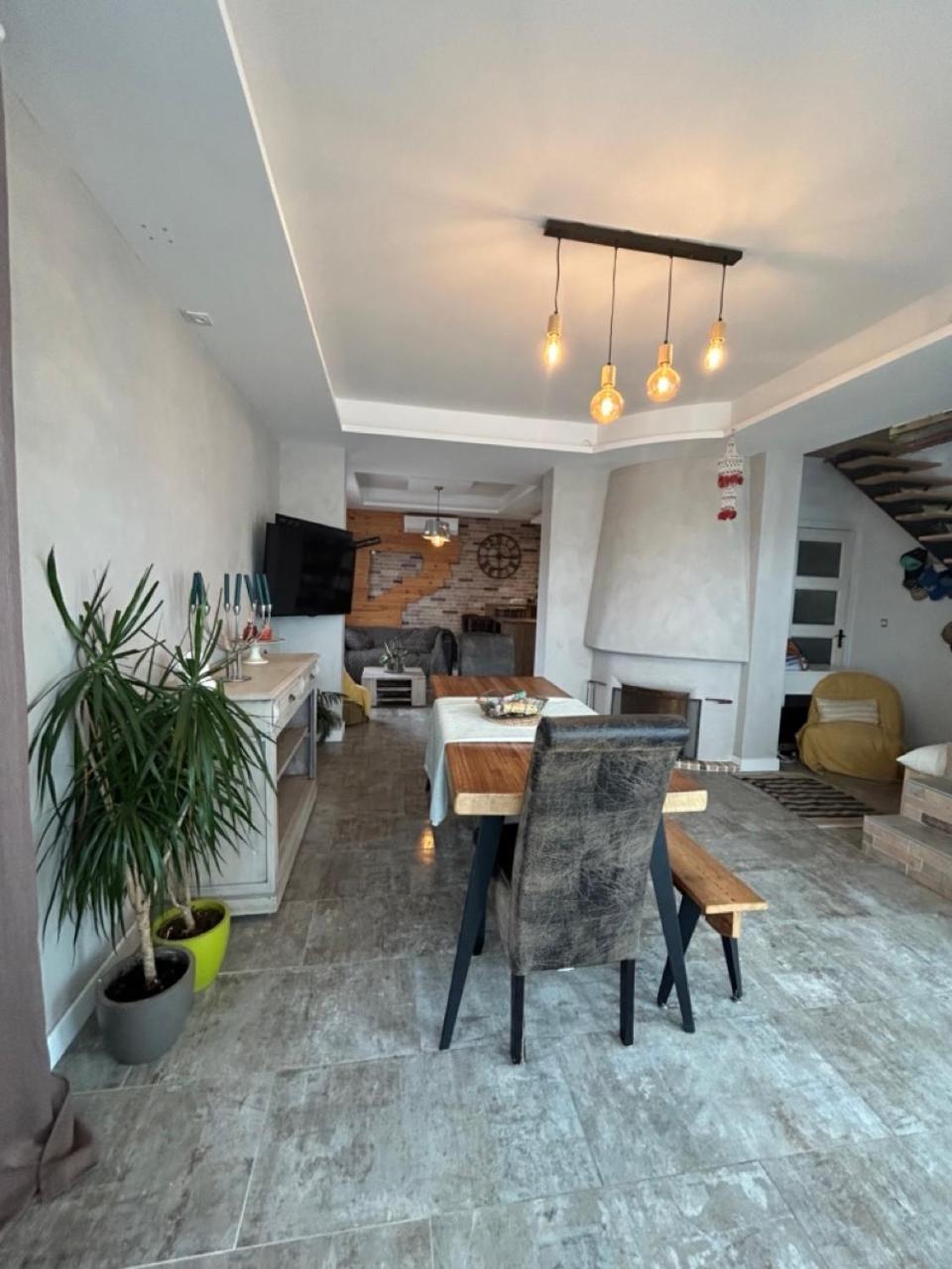 Comme A La Maison Narbonne Eksteriør bilde