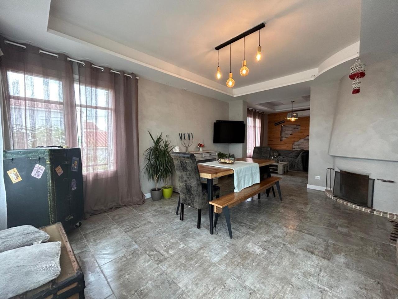 Comme A La Maison Narbonne Eksteriør bilde
