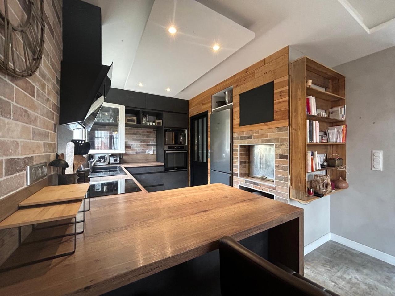 Comme A La Maison Narbonne Eksteriør bilde